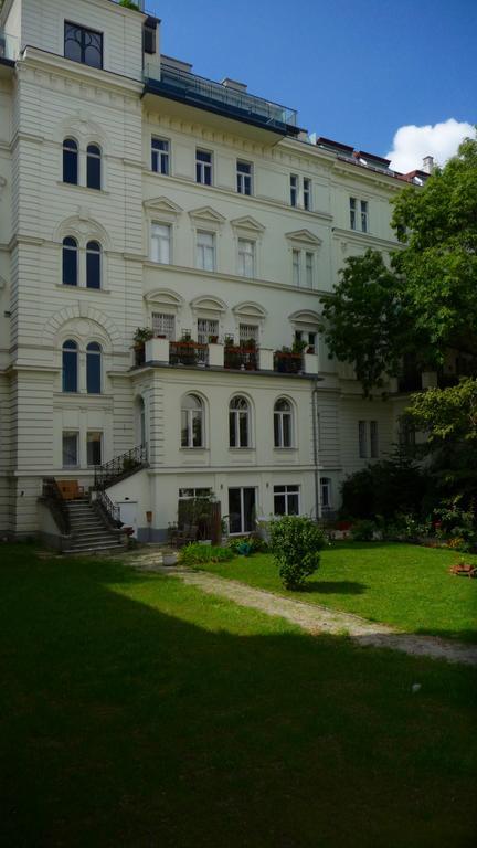 Streetview Wien - Premium Apartment Beim Belvedere Екстериор снимка